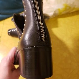 conquest bootie steve madden